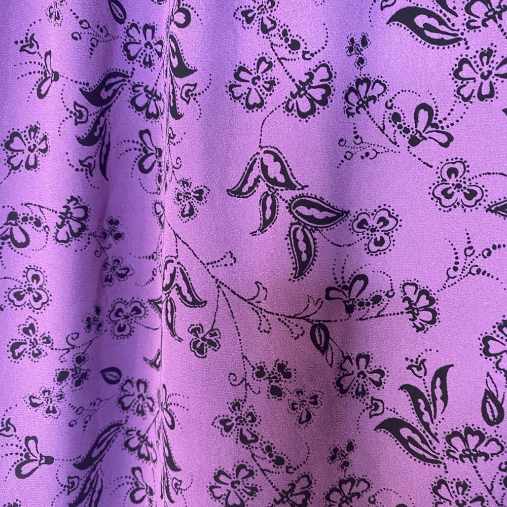 Torrid Harper Floral Purple V Neck Buttons Short Sleeve Top Blouse Ruffles XXL 2 - Picture 12 of 16